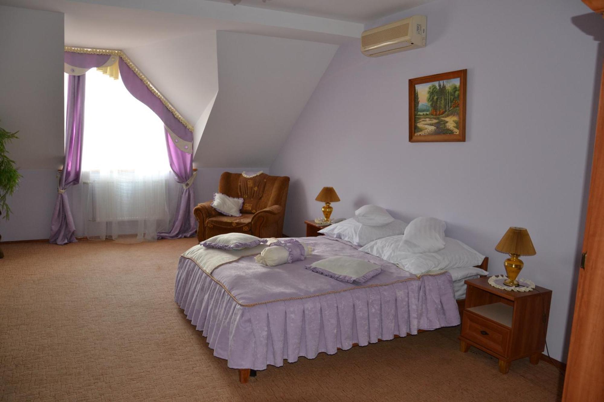 Kruiz Motel Kholmok Zewnętrze zdjęcie